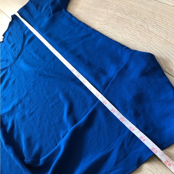 Aritzia Wilfred Crepe Blouse Fabric Made in Japan Size XS - Picture 7 of 10